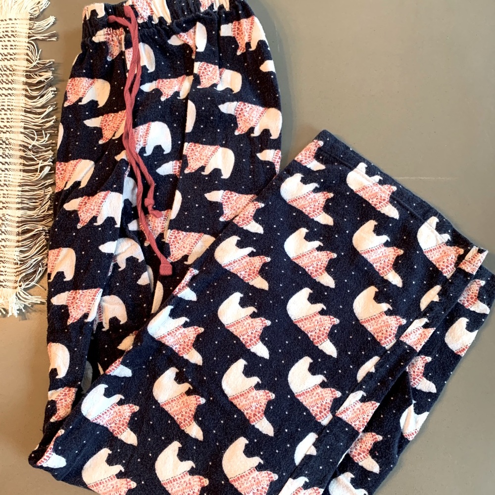 Women’s polar bear Christmas pajamas